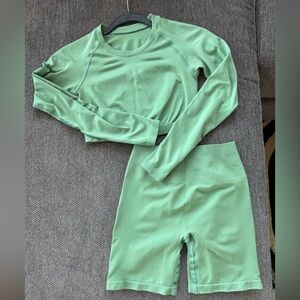 Alphalete Sage Green Women's Workout Set
